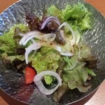 Teppan Dainingu Hakata Yakimon - サラダ