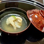 つつじ亭 - ここまで奥行きある椀物あんまりない