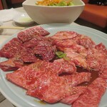 やきにく 燈火園 - 