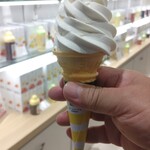 杉養蜂園 - 料理写真:はちみつソフト♪