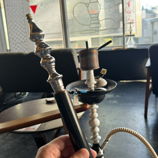 シーシャのあるリビング チルイン_1