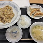 ぎょうざの満洲 - 料理写真: