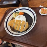 カツカレーそれは･･･愛 - 茶と黒