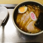 大宮大勝軒 - トレイとれんげ