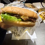 カールスジュニア - 【ザ・カール】800円くらいする