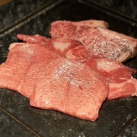 和牛とタン 焼肉 とみ 新橋本店 - 