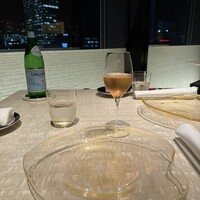 ベージュ アラン・デュカス 東京 - 