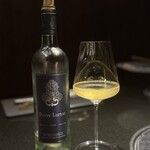 焼肉牛印 - お肉に合うセレクト3ワインの2杯目（白）