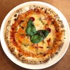 HaNa DINING - 料理写真:本格派を気取らず、美味しさだけを追求した自由な創作ピザ。