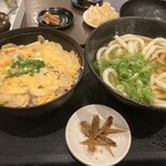 ふじ家うどん - 親子丼セット(うどん大盛)