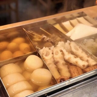 博多名物◆鉄鍋餃子をはじめ、お酒の進む一品が充実♪