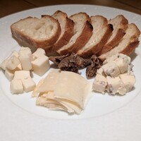 Osteria UVA RARA 横浜 - 