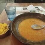 &スリランカTOKYO - MOREカレー 0円 物足りない時は 具なしのルート サフランライスがもらえる このCPが人気の秘密！