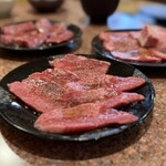 大衆肉料理 大幸 - 和牛カルビ880円