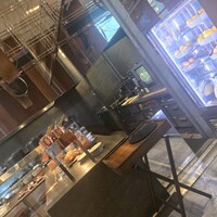 ザ タヴァン グリル＆ラウンジ - 