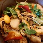 釜めし菜時記 さき亭 - 貝づくし釜めしアップ