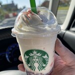スターバックスコーヒー - ドリンク写真:ストロベリー&ジョイフルメドレーティーフラペチーノ700円