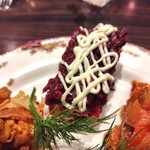 Cafe RUSSIA 吉祥寺 - 毛皮のコートを着たニシン