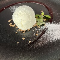 The Living Room with SKY BAR - 