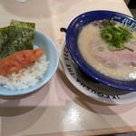 博多ラーメン 二代目一幸舎 - 