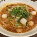 はすの里 - トムヤンヌードル　もうちょい酸味が欲しくて調味料で味変しました。