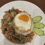 はすの里 - ガパオライスは鶏と豚から選べます！これは豚