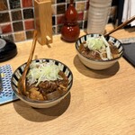 炉端ともつ煮 炎 - 