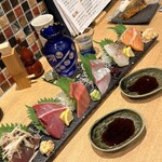 炉端ともつ煮 炎 - 