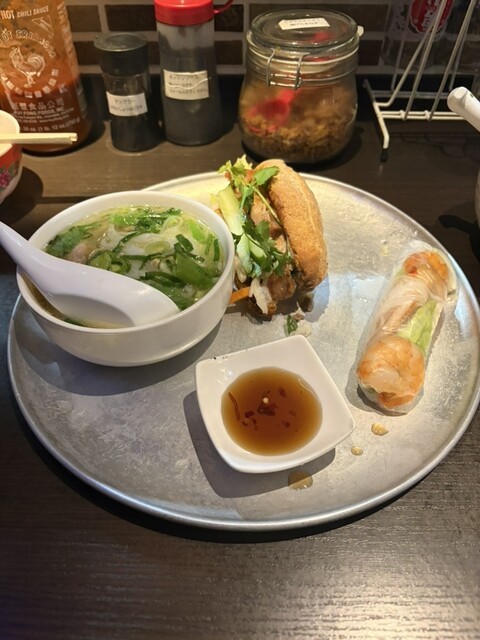 ベトナム料理 ROB PHOTONS 盛岡店 &ndash; 本格ベトナム料理とリーズナブルなディナー