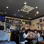 Downtown b's - 静かな店内