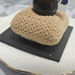 マサヒコオズミパリ - モンブラン ジャポネ ノワール　名物のZABUTONモンブラン