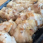 ひこま豚食堂＆精肉店 Boodeli - ジュージューしてます