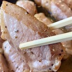 ひこま豚食堂＆精肉店 Boodeli - モモ肉