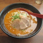 麺屋 海嵐 - 海老豚骨らーめん（味噌）