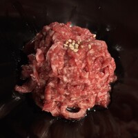 炭火焼肉 日本橋イタダキ - 田嶋牛ユッケ