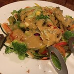 ナッティーダイニング - 15品目のグリーンサラダ