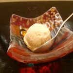 島津 - 黒糖のジェラート