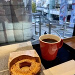 ミスタードーナツ - 料理写真:オールドファッションシナモン、ブレンドコーヒー