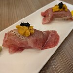 海神の後楽園 - 和牛握りウニ添え