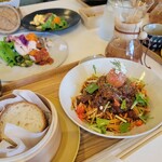 アジャーラー - 