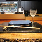 草庵 鍋島 - カウンター席