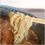 麺とスープの店 歩き出せ、クローバー - もっちゅんもっちゅんな麺