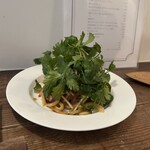 料理店Lobélie - 青パパイヤ ミント パクチー スルメイカサラダ️
