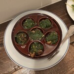 料理店Lobélie - 北海道 つぶ貝ニラバターオーブン焼き