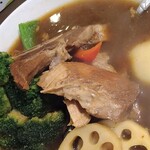 カリーサボイ - スペアリブのアップ