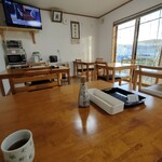 宿家 坂の上 - 食堂はこんな感じ