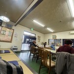 あたごや食堂 - 店内