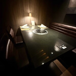 焼肉牛印 - 素敵なゆとりある個室、匂いもつかない空調で百名店の味を。