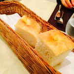 ラ タベルネッタ アッラ チヴィテッリーナ - パン