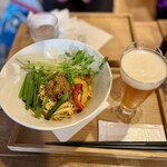 Do-mo factory blan.co - 料理写真:青梅産豚の肉味噌坦々麺とクラフトビール